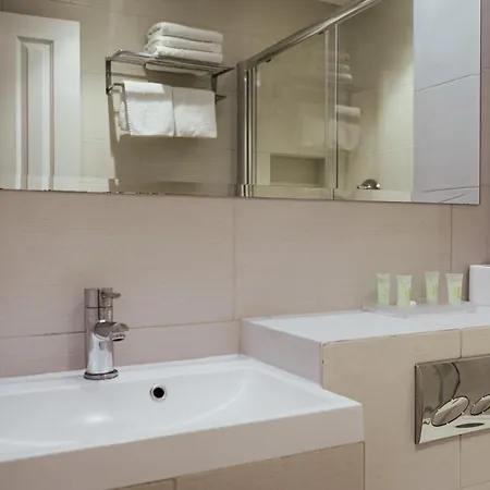 Athena Hotel