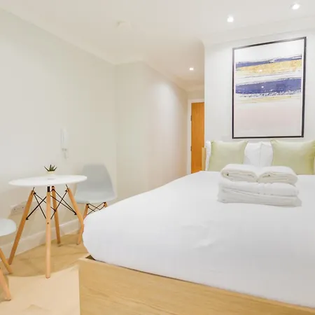 Queensborough Terrace Serviced By Concept