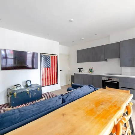 Charming & Stylish 1bd Flat - Bethnal Apartment London