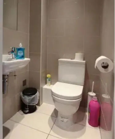 Homestay Private In Euston Square,