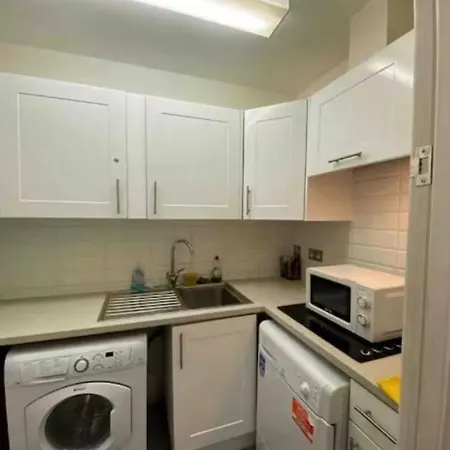 Private In Euston Square, *