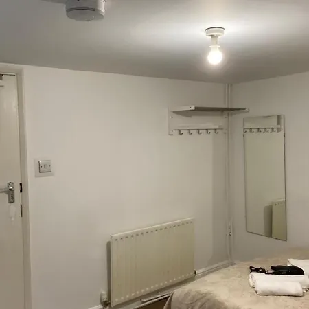 Private Bedrooms In Camden Town, * Londýn