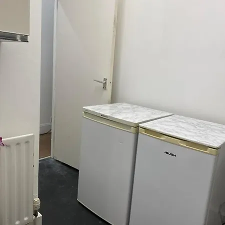Private Bedrooms In Camden Town,