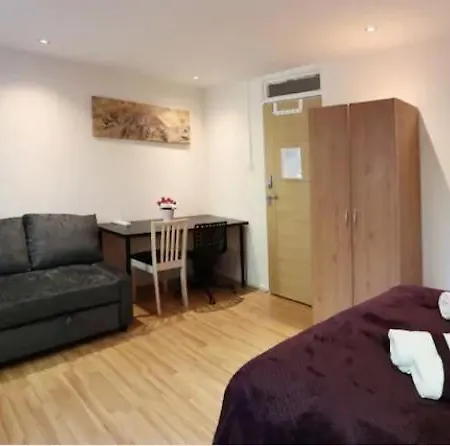 Comfy Bedrooms Near Euston Station - 1 Exmouth