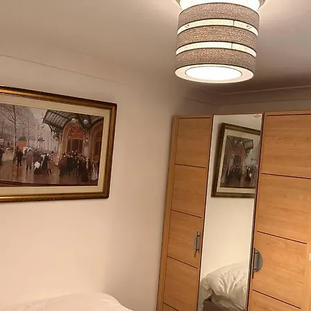 Apartment One Small Bed By Monishortlets *