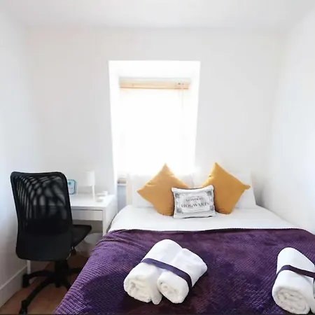 Homestay Lovely Private Bedrooms In Euston Station - 121 London