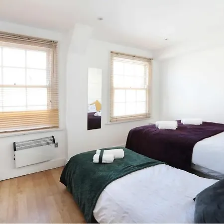 Lovely Private Bedrooms In Euston Station - 121 Homestay *