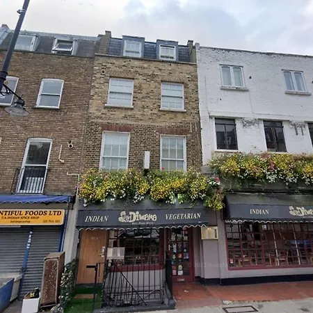Homestay Lovely Private Bedrooms In Euston Station - 121 London