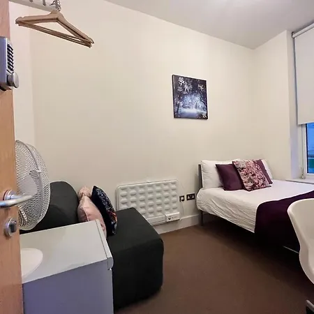 Metropolitan Coziness Private Bedrooms In Euston Station 161 Penzion *