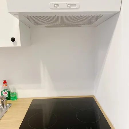 Cosy 13min To Apartment London