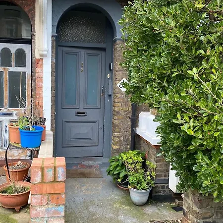 Apartment 2 Bedroom Flat In Kensal Rise *