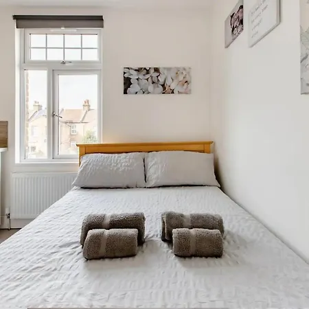 Double Edmonton Green, N9 London