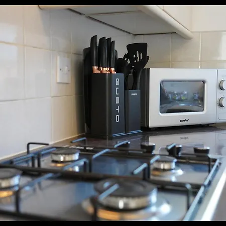 Apartment Cosy 2 Bedroom On Bromley-lewisham Hospital Borders