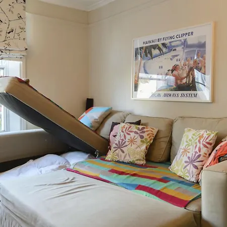 Apartment Flat 1 - 2 Bedrooms And Private Terrace