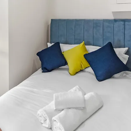 Stylish And Snug Enfield