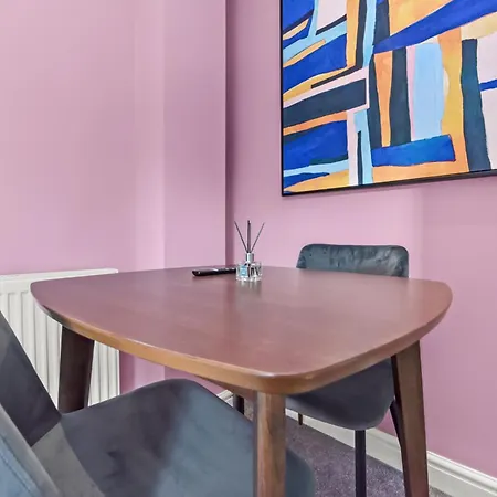 Apartment Stylish And Snug *