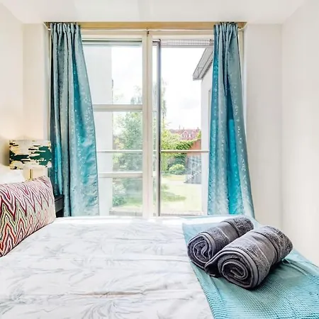 2 Bedroom Flat Edgware Road