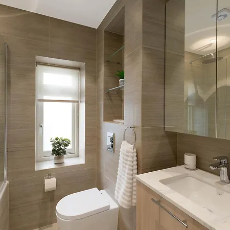 Apartment Beautiful Serviced