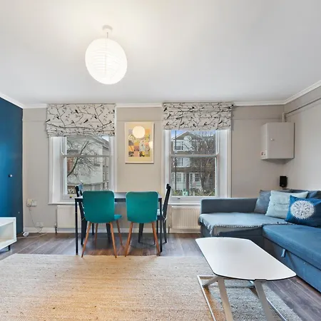 Flat 1 - 2 Bedrooms And Private Terrace
