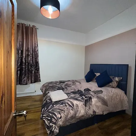 3 Bedroom *