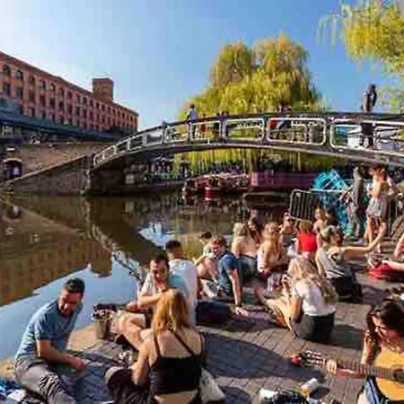 Apartment Camden Loft Apartment! London