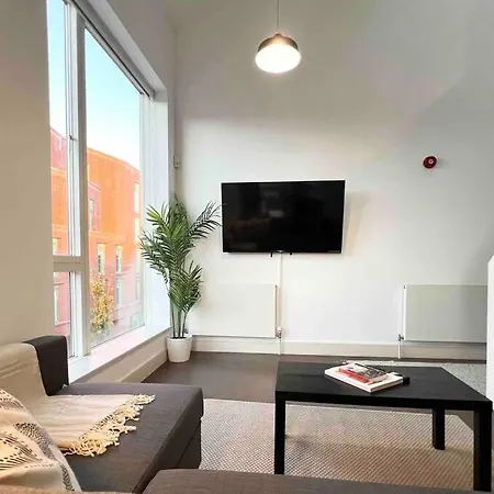Camden Loft Apartment!
