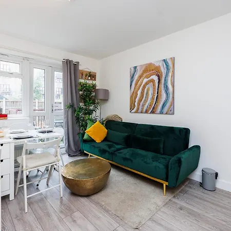 Apartman 3 Bedroom Flat Near Old Street London