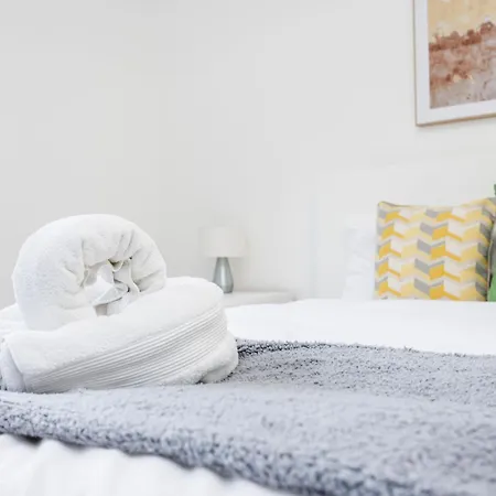3 Bedroom Flat Near Old Street Apartman *