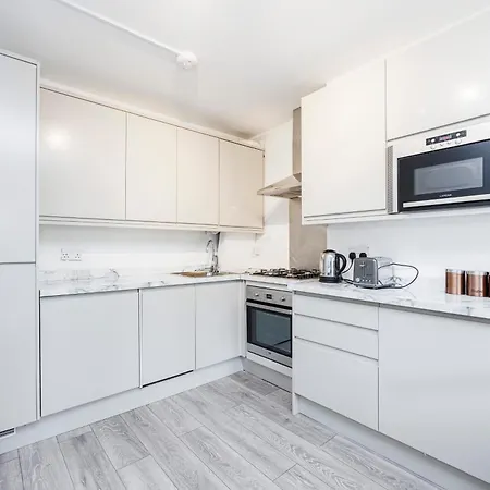 3 Bedroom Flat Near Old Street Apartman *
