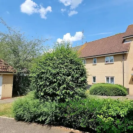 Apartman Specious Parkview Apartment, 4 Mins Walk To Underground Ilford
