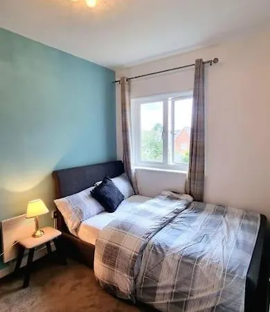 Apartman Specious Parkview Apartment, 4 Mins Walk To Underground Ilford