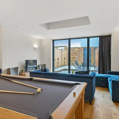 Deluxe 5 Bed House In London - Pool Table * West Dulwich