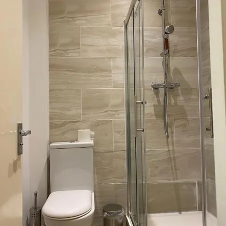 Lovely Private In Camden, *