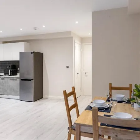 Apartment Tranquil Retreat In Hendon: Comfort & Style Await *