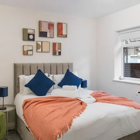 Apartment Tranquil Retreat In Hendon: Comfort & Style Await *