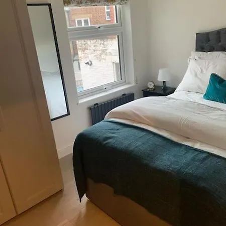 Apartment In Greater 2 Bedroom