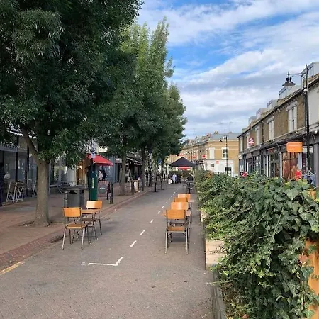 In Greater 2 Bedroom London
