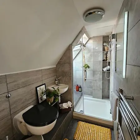 Apartment West Kensington Bright Flat London