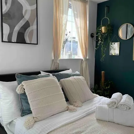 Stylish Putney Village Flat Apartment *