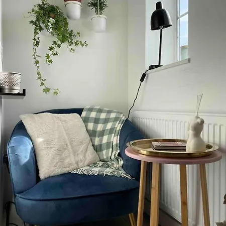 Stylish Putney Village Flat * London