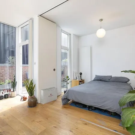 Spitalfields Market Garden Flat London
