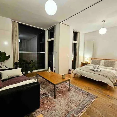Spitalfields Market Garden Flat