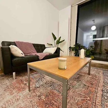 Spitalfields Market Garden Flat *
