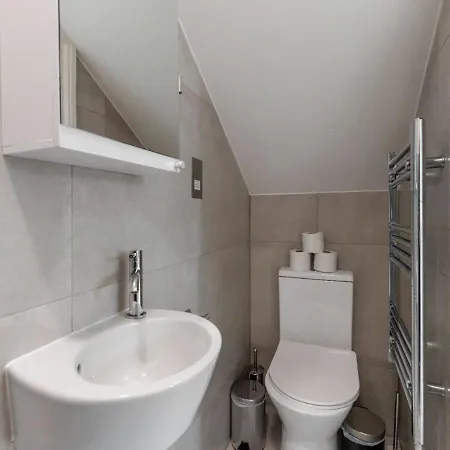 The Serene Zen - 1br Sanctuary Apartment *
