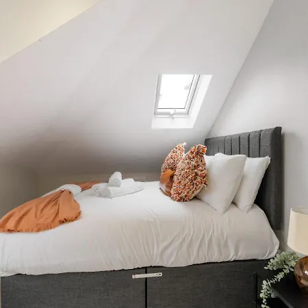 The Serene Zen - 1br Sanctuary Apartment
