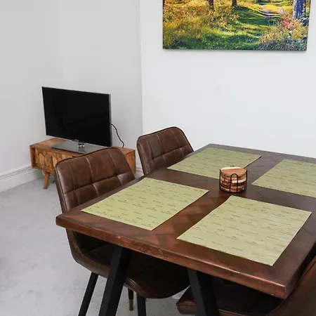 Lovely, Equipped Flat, Nr Tube