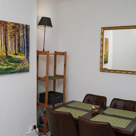 Lovely, Equipped Flat, Nr Tube Apartment *
