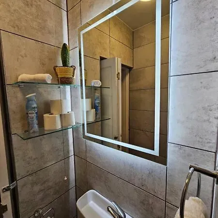 Fulham One Bedroom Flat * London