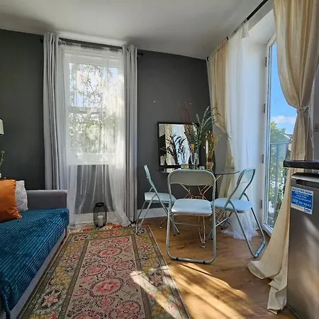 Apartment Cosy And Quiet One Bedroom Thames Flat
