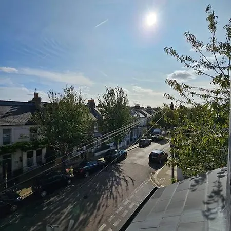 Cosy And Quiet One Bedroom Thames Flat Apartment *